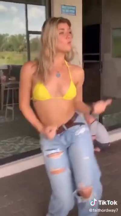 😳