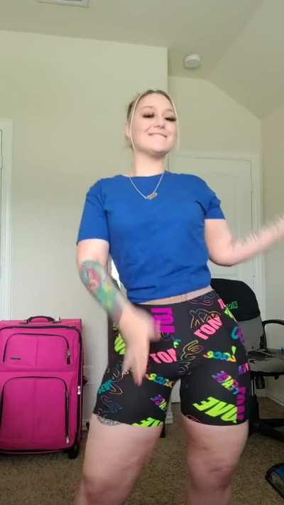 WHO IS THIS PAWG?