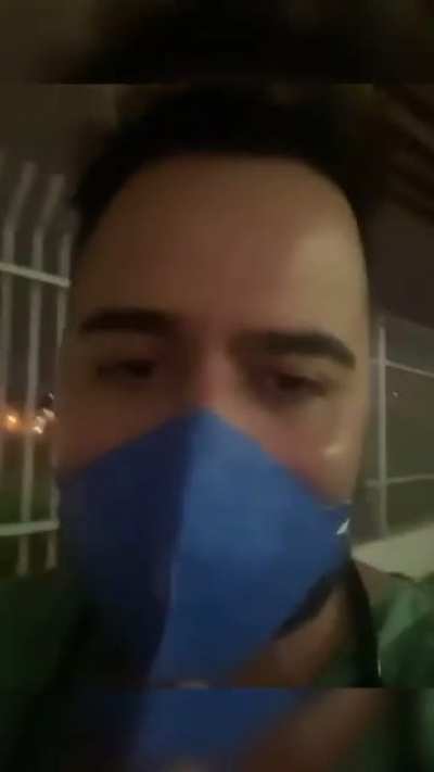 Sabe quando sairemos disso? Nunca, a depender dessa falta de respeito da sociedade que resolveu tacar o "foda-se" na cara de quem ainda tenta nos salvar de tudo isso, mesmo num estado total de exaust&atilde;o. Depois n&atilde;o adianta chorar a falta de vaga em UTIs.