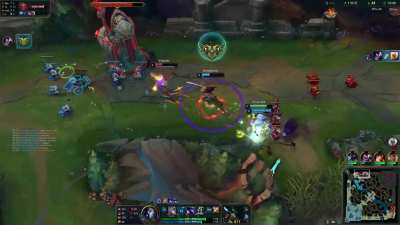 Level 7 Yasuo flashes mastery and gets instant karma