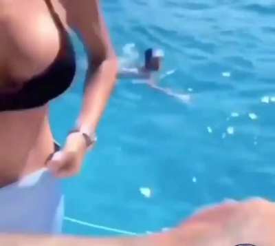 The little mermaid 🧜&zwj;♀️