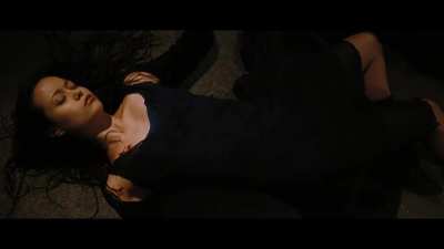 Summer Glau Squeezes a Man&rsquo;s Balls in Serenity (2005)