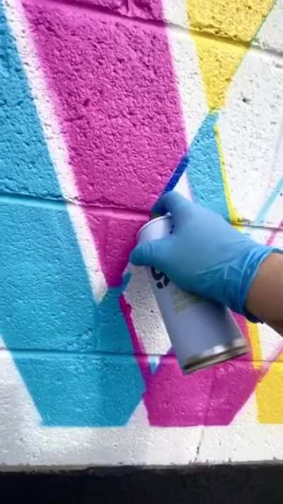 Amazingly precise spray painting