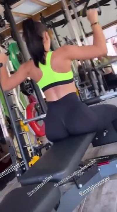 That phat juicy round mound of ass
