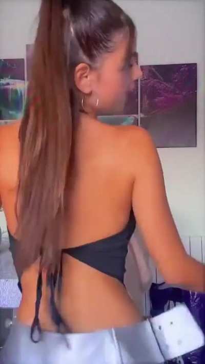 alguien q se haga pasar por carlota ???