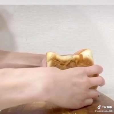 This doesn't even look good, let alone being tasty