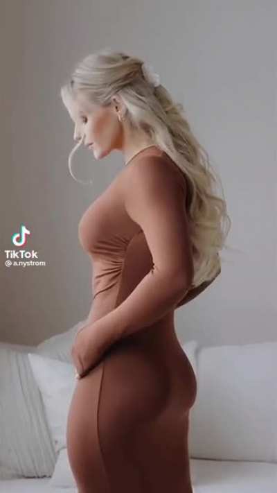After a solid win, our new bootylicious Champion is Anna Nystrom!!
