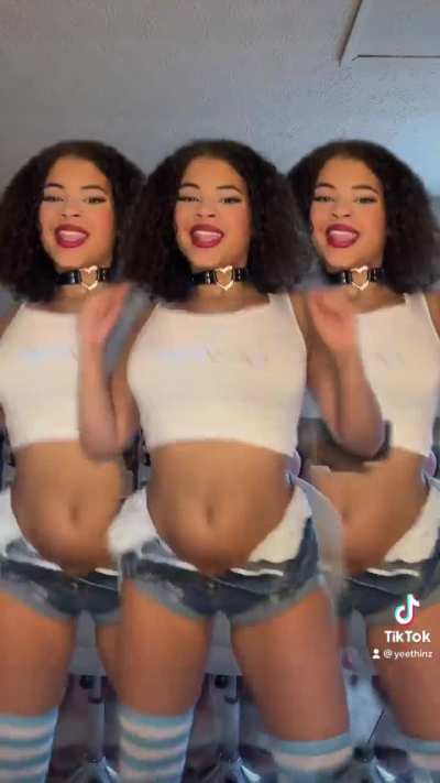 Gia Goldd - 3 is better than 1