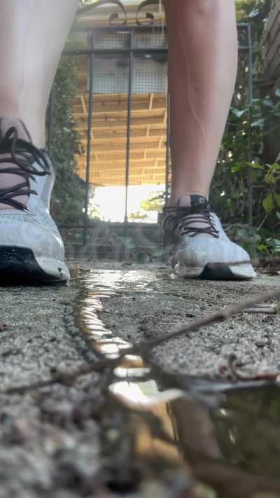 Sweaty, pissy shoes