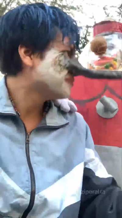 Como tan muchacho