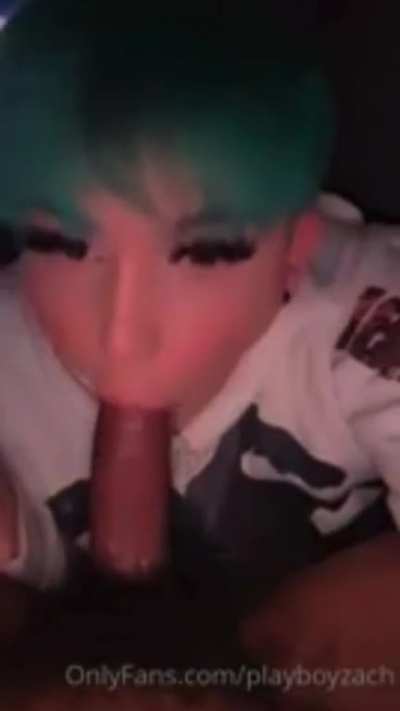 Poor quality but head is head