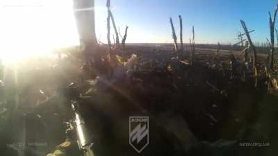 Video showing soldiers of the 12th special purpose brigade "Azov" eliminating an enemy during Russian counter assaults on recently recaptured positions near Terni.