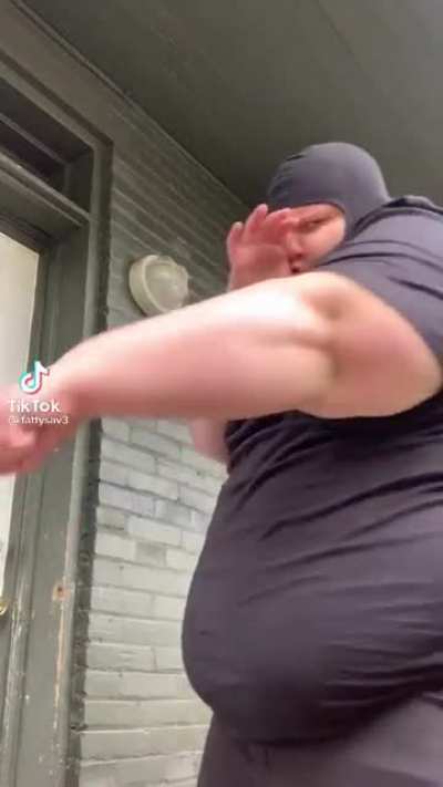 Whoa Jimmy don&rsquo;t get the glock 🔫