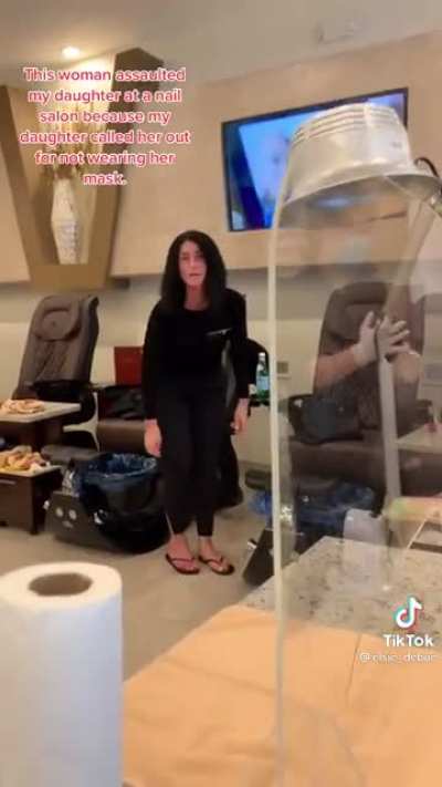 Supposed anti mask "Doctor" (karen), assaults a young nail salon artist