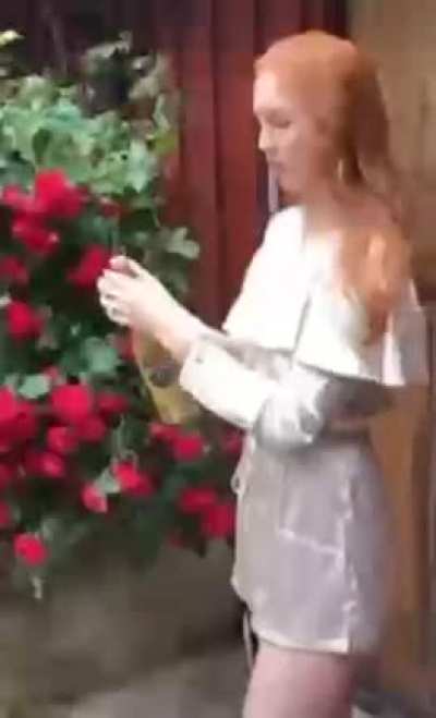 wcgw opening a champagne bottle wrong
