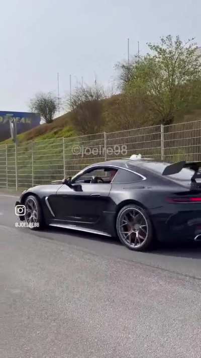 Mercedes-AMG flat plane crank V8 exhaust sound check