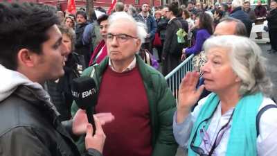 Opinión de la gente en España que marcha contra milei
