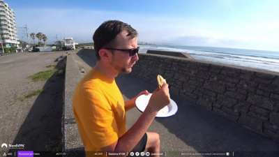 Sky sandwich thief