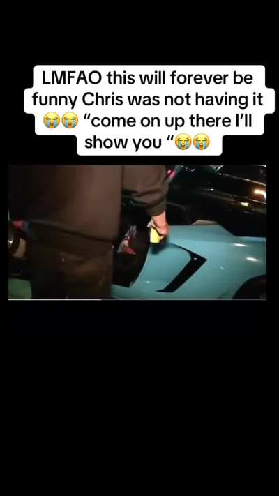 Chris Brown insulting the paparazzi while riding a hoverboard is diabolical 🤣