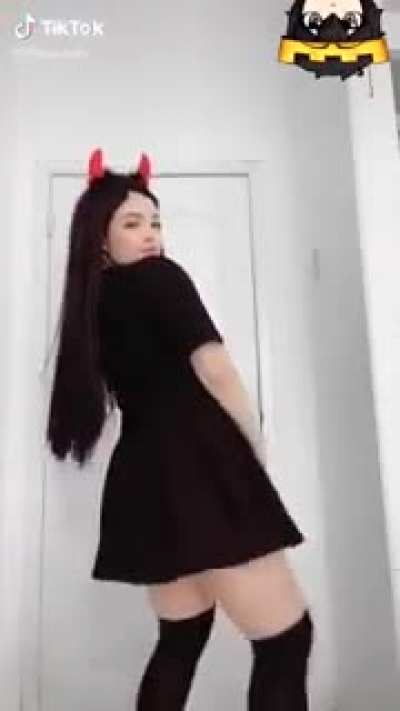 [NSFW] Compilaci&oacute;n de Nalg&oacute;ticas de Tik Tok