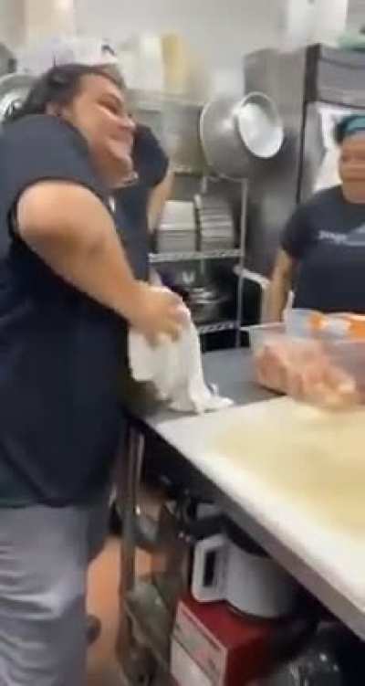 Opening a jar