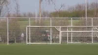 Referee got KO after a football fight in the netherlands.