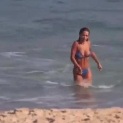 Beach babe