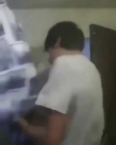 Alakasiz bilgi win 10da ctrl alta basarken yon tuslarina basarsaniz ekran d&ouml;ner ve yan ters videolarda kafanizi dondurmek zorunda kalmazsiniz