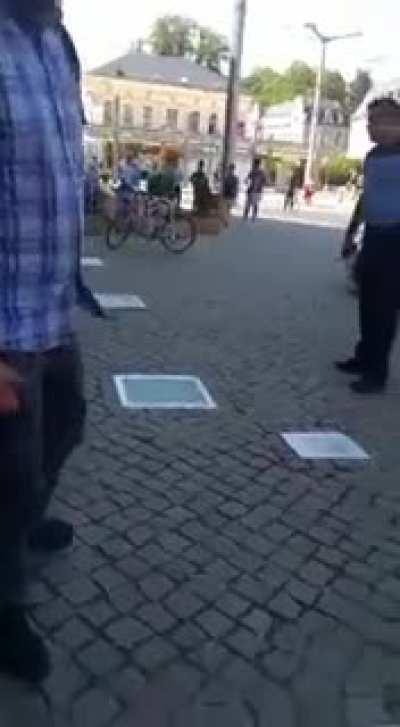 Not sure what is going on but don't take a phone away from a guy