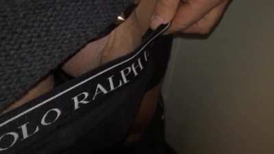 Just teasing;) My dick is not on the table. But I&acute;ll take yours if you like. Oslo dick? Hit me up