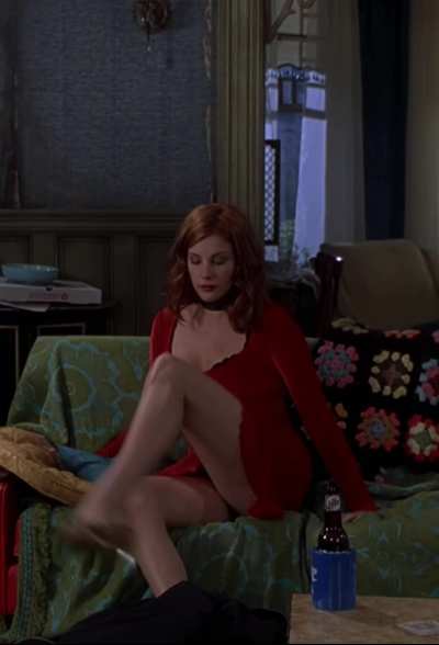 Liv Tyler (One Night at McCool's - 2001)