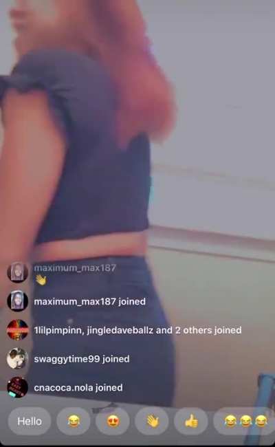 Them titties😳