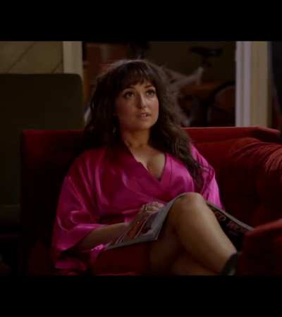 Milana Vayntrub