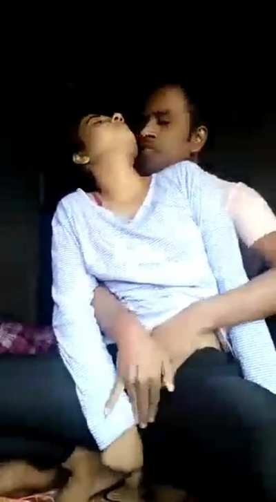 ❤️🔥Ex<wbr>treme<wbr>ly Hot Desi Girl Pussy👅 Fingered💦 From Behind😈 By Hubby .. ( LINK🖇️ IN CÒMMENT👇) .|