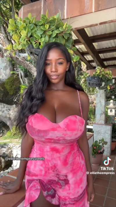 👑