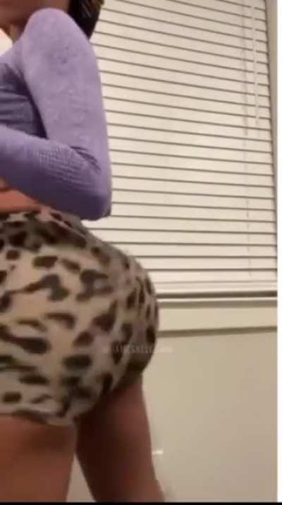 🍑