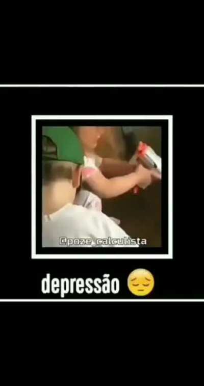 Eu sla o que colocar nessa prra ;-;