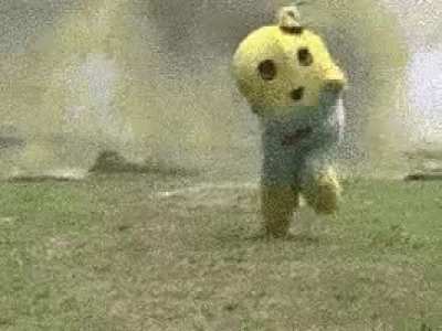 When the Collies have artillery unlocked and you have no early game counter