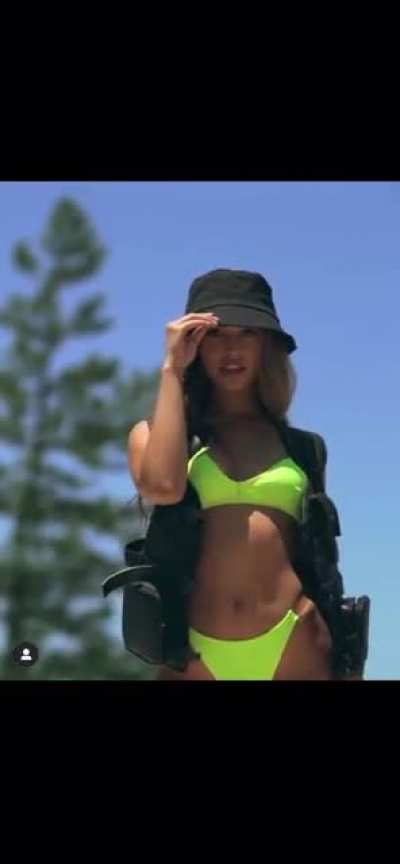 She bad