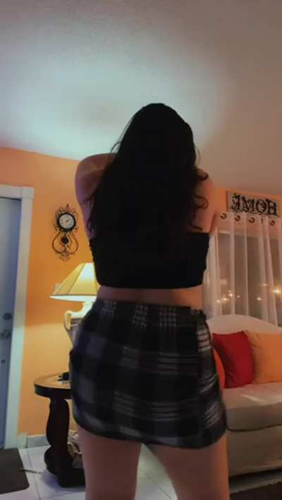 I need a man that doesn&acirc;t mind eating ass
