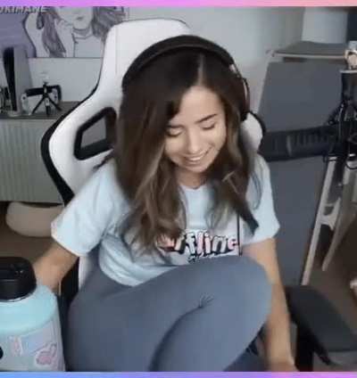 Maybe her hottest clip of all time 🔥🔥💯
