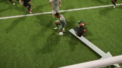 A goalkeeper enters a psychotic episode and kicks marcelo in the nuts