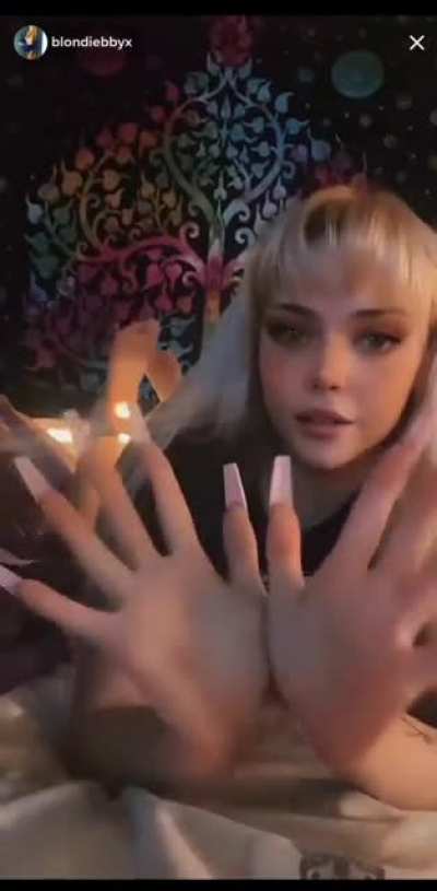 blondiebbyx (countdown!)