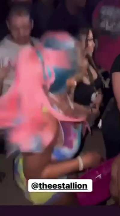 Shake it Megan