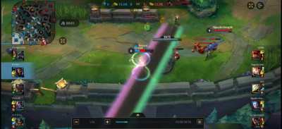 Droben encounters two wild egirls on his way to bot lane