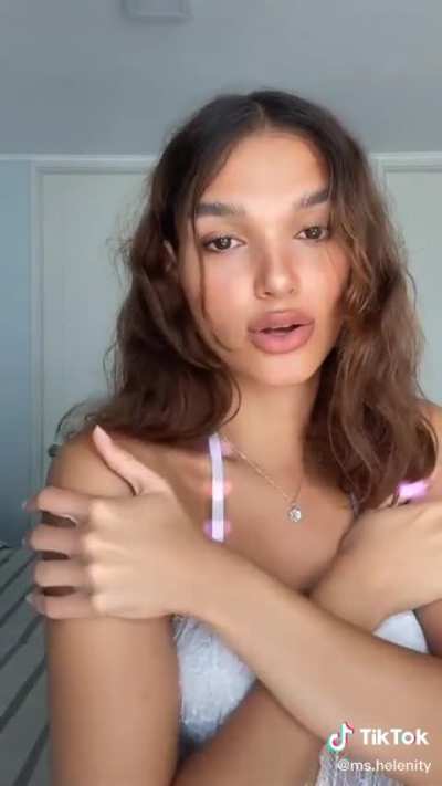 Hel&eacute;nia Mel&aacute;n