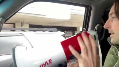 Angry guy attacks anti masker with his bicycle