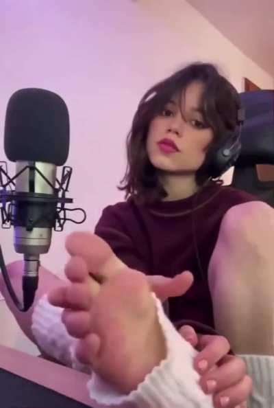 Feet video 