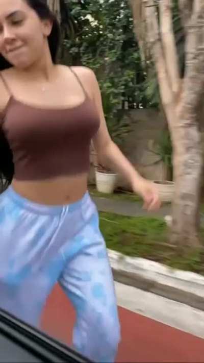 Tain&aacute; Costa