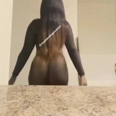 @MZSTANDINGOVATION